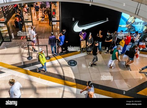 nike store chadstone